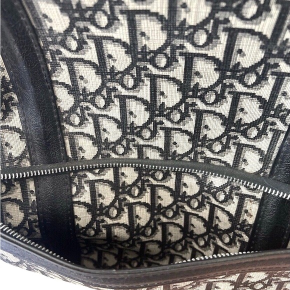 Christian Dior Travel Bags - Picture 10 of 16